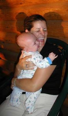 joey and aunt veronica are crying cause they don't want to leave each other!