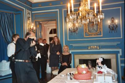 photographer getting shots of the cake