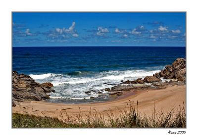 v3/46/599946/3/50479814.Smallbeach.jpg