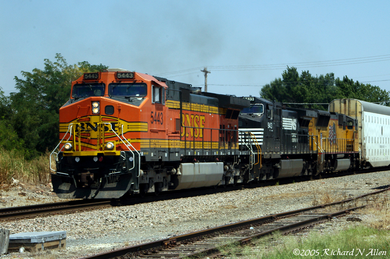BNSF 5443 West