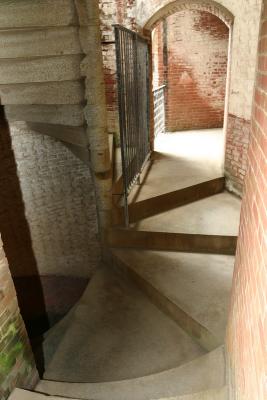 Spiral staircase landing, west bastion
