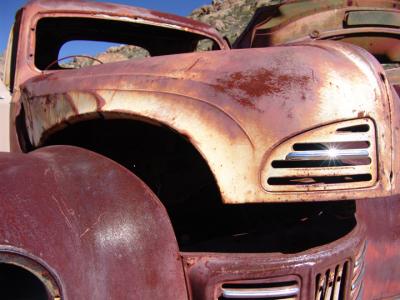 v3/47/470847/3/47996763.CarWrecks002s.jpg