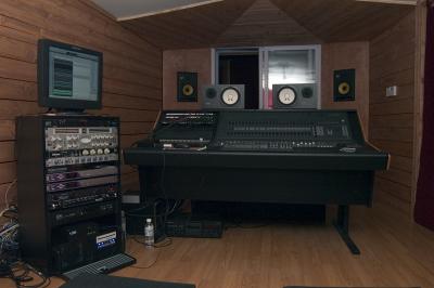 Control Room 2.jpg