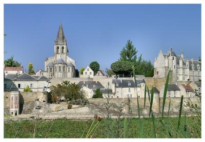 Loches
