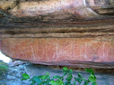 Cave paintings - Ubirr 2.jpg