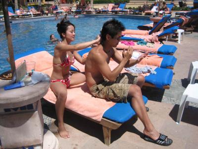 sunblock application assistance
