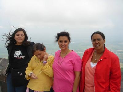 Sandra, Diana, Rosaura y Gerardina