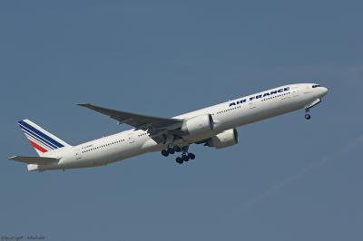 Boeing 777-300 ER F-GSQD