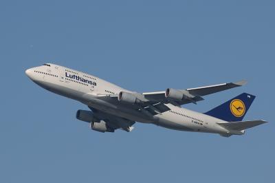 Boeing 747-400 Lufthansa D-ABVN