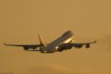 Boeing 747-400 F-GIUD - sunset