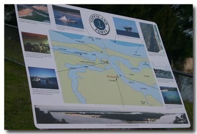Lakes Entrance - map sign - 1.jpg