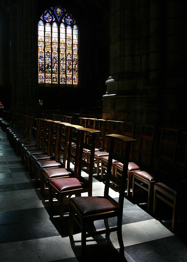 June 19 2005:<br> Chairs in Gent Cathedral