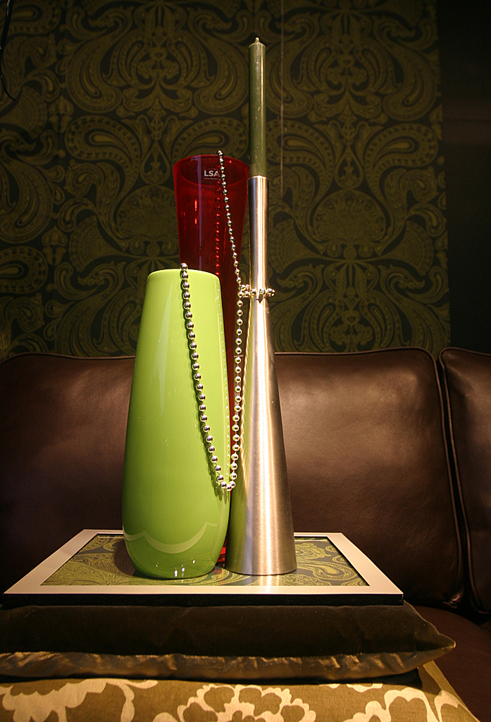 October 19 2005: <br> Vases and Beads