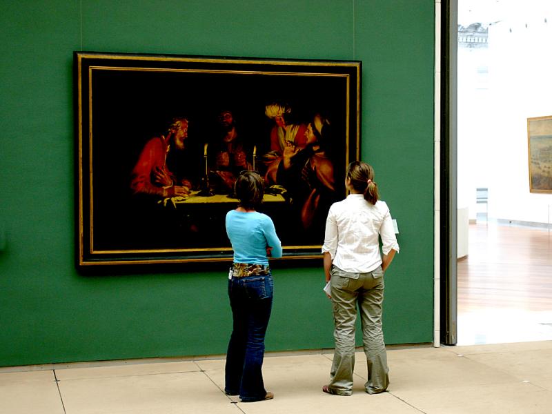 June 18 2005:<br>Studying the Picture