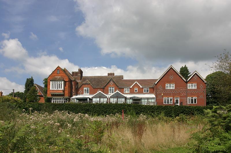 August 15 2005:<br>Surrey Hills