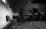 September 28 2005: <br> Waiting for the Organist