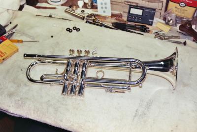 WT tour horn getting it's alignment checked after a year of players
