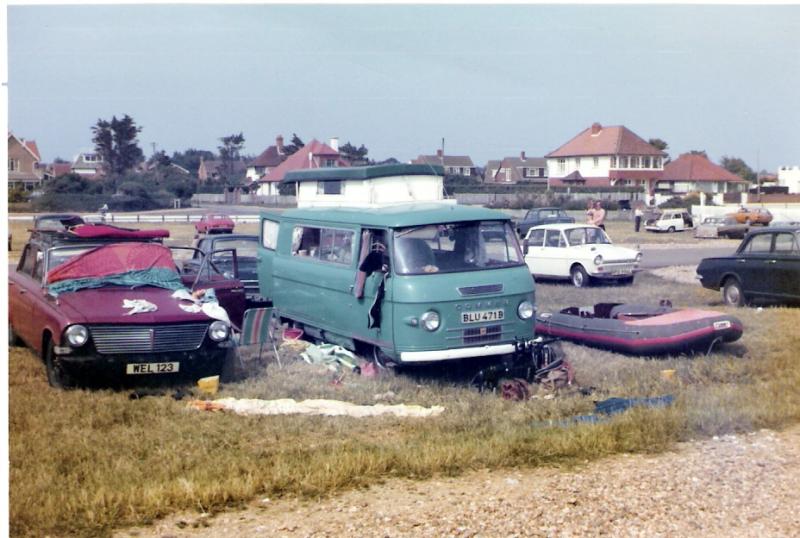 WEL 123 and Colins Commer and C-Craft on Hayling Island beach.