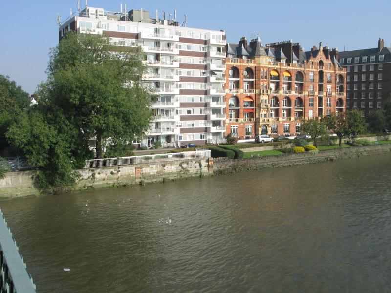 Hurlingham flats at high tide.