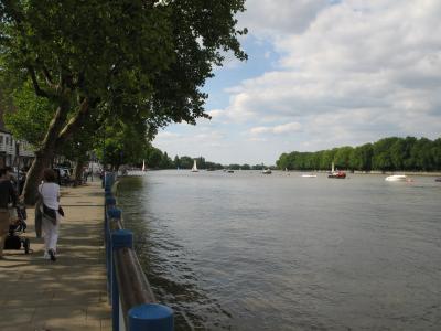 Bishops Park Fulham is on the right side of the river.