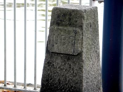 University Boat Race stone. The start of the race.