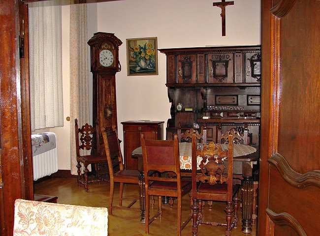 DSCH1-1048-sm.JPG