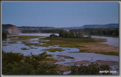 The river road along the Niobrara River ...