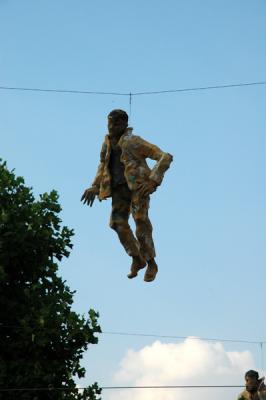 July 2005 -  Cours Saint Emilion 75012