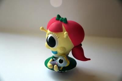v3/51/440751/3/47193010.034ALIENFAMILYLittlesistersnewdoll.jpg
