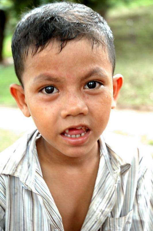 Phnom Penh, Begging for money