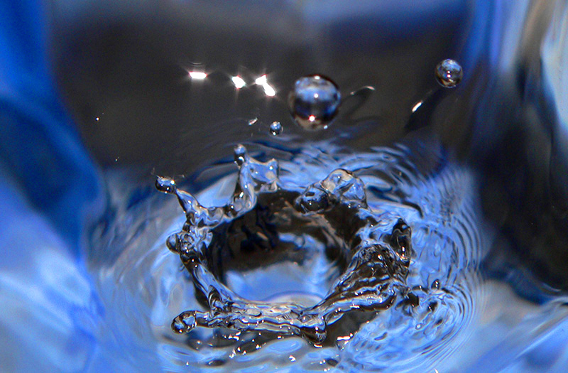 water splash by meshal