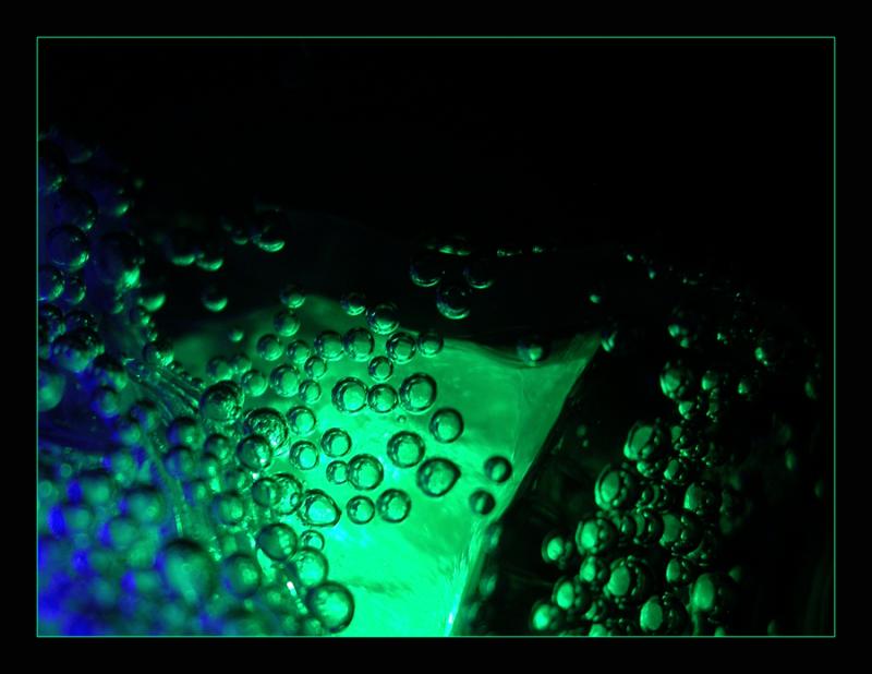 <- LIGHT ICE CUBES ->  -= Info_Man =-
