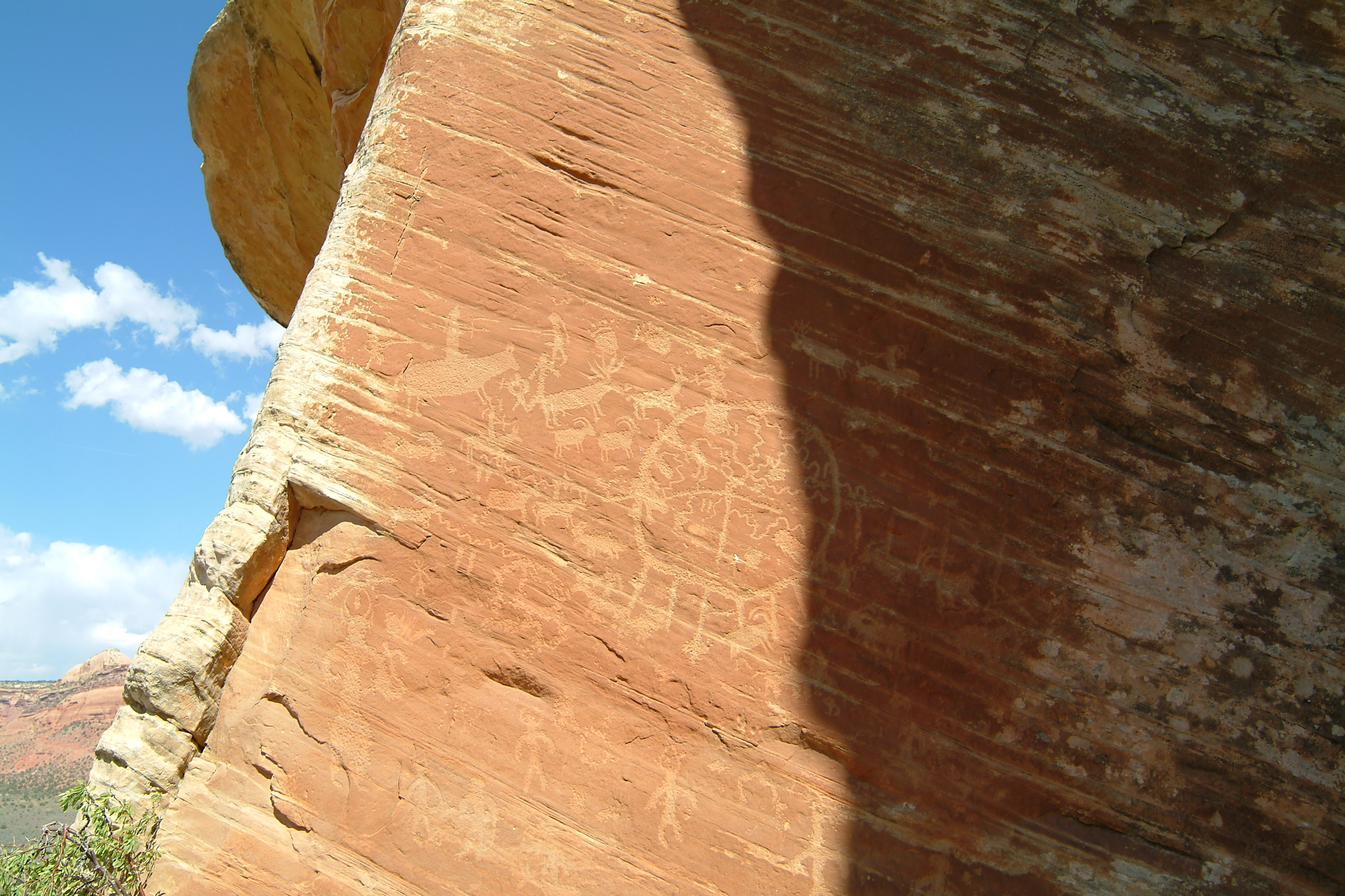 Walnut Knob petroglyph panel