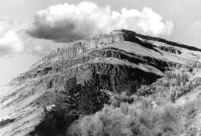 o_basaltcliffs_BW_clouds.jpg