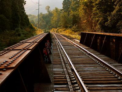 trains & tracks