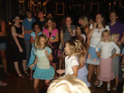 Dance072605HeatherCarli.JPG