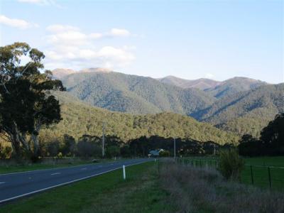 View from Harrietville to Feathertop
