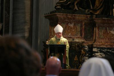 Archbishop Gomez giving homily