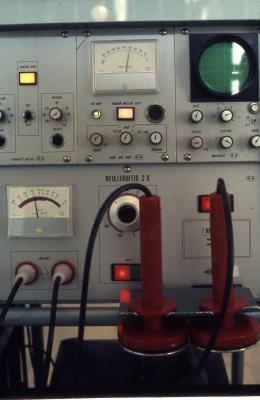 S&W Defibrillator-Ext Pacemaker
