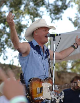 Kevin Fowler ACL 2005.06.jpg
