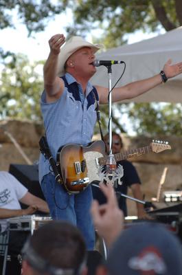 Kevin Fowler ACL 2005.10.jpg