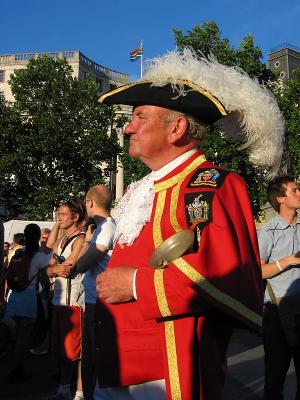 Town cryer 2