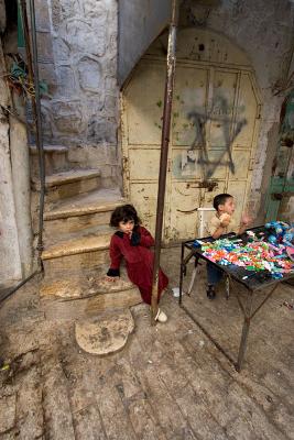 Girl and boy - Hebron