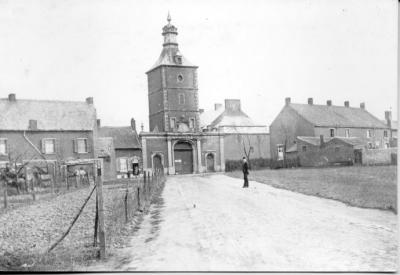 ABBAYE_DE_LA_COURT__FA_ADE_2.JPG