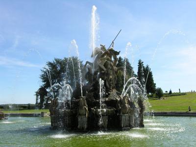 Perseus and Andromeda fountain firing 2005