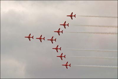 red arrows formation #1
