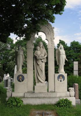 Montreal Cimetiere Notre Dame des Neiges