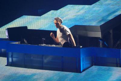 TIESTO-WIDE-15.jpg