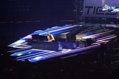 TIESTO-WIDE-11.jpg