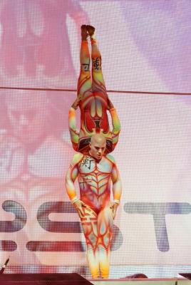 TIESTO-DANCERS AND ACROBATS-10.jpg